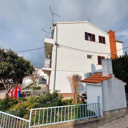 Apartmani Markoc Vodice Kültér fotó